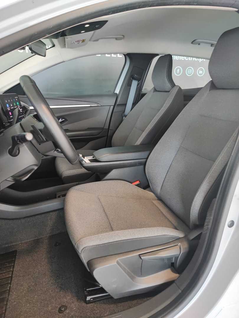 renault-megane-e-tech-2023-eletrico-0cc