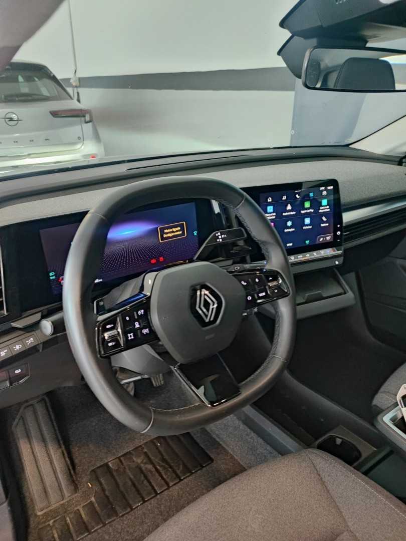 renault-megane-e-tech-2023-eletrico-0cc