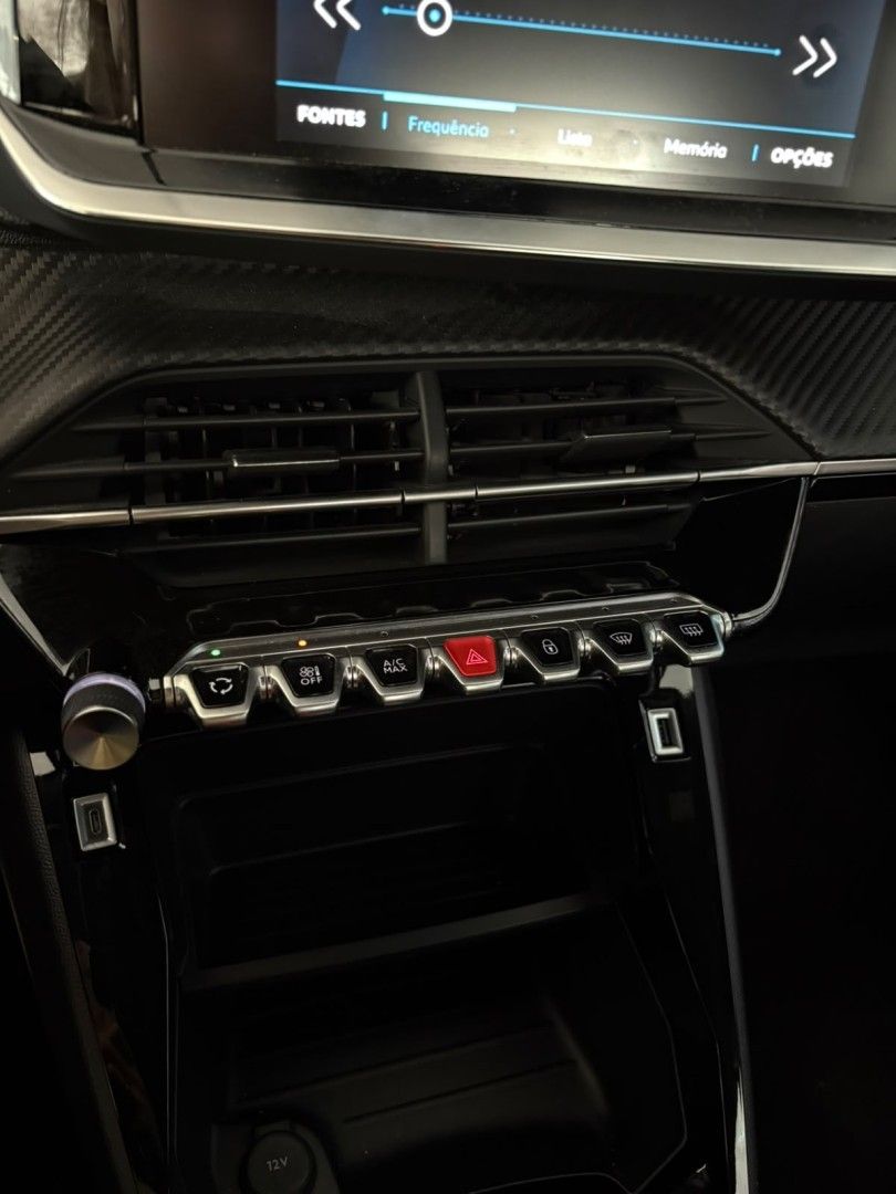 peugeot-e-2008-2023-eletrico-0cc