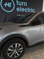 peugeot-e-2008-2023-eletrico-0cc