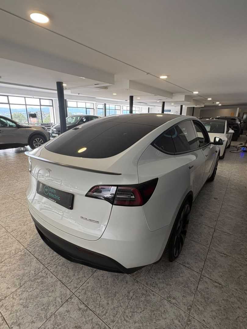tesla-model-y-2023-eletrico-0cc