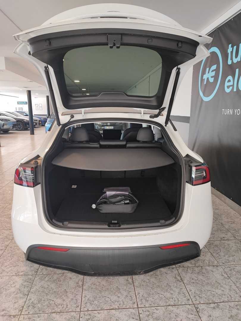 tesla-model-y-2024-eletrico-0cc