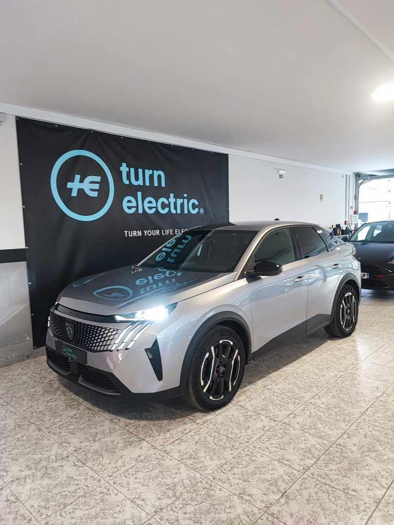 peugeot-e-3008-2025-eletrico-0cc