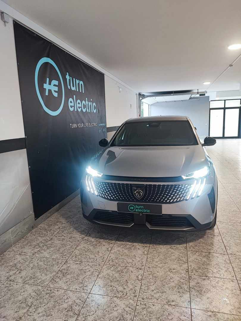 peugeot-e-3008-2025-eletrico-0cc