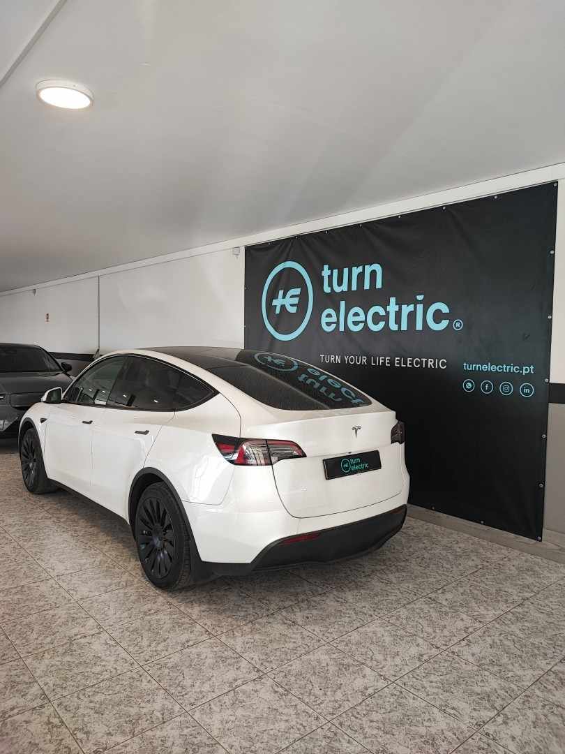 tesla-model-y-2023-eletrico-0cc