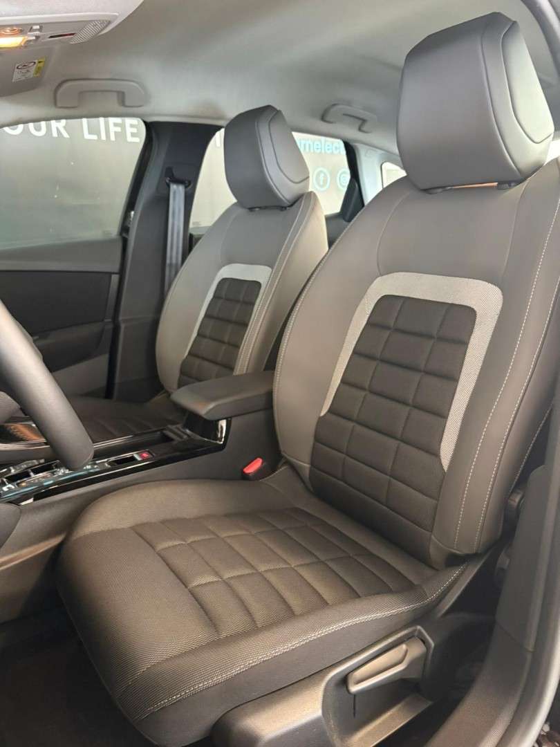 citroen-c4-2025-eletrico-0cc