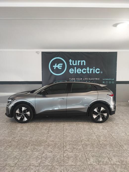 renault-megane-e-tech-2022-eletrico-0cc