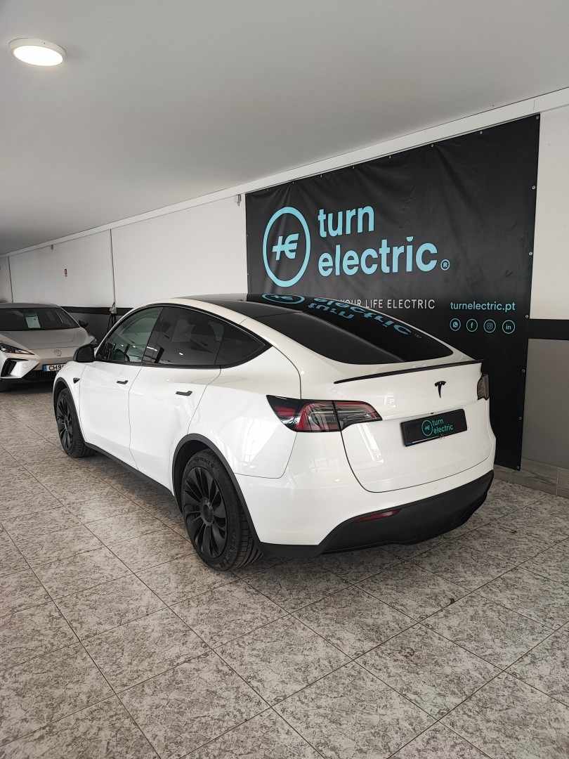 tesla-model-y-2023-eletrico-0cc