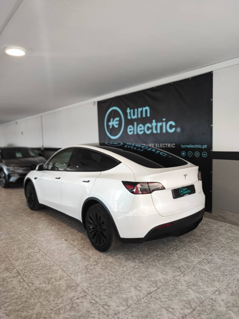tesla-model-y-2023-eletrico-0cc