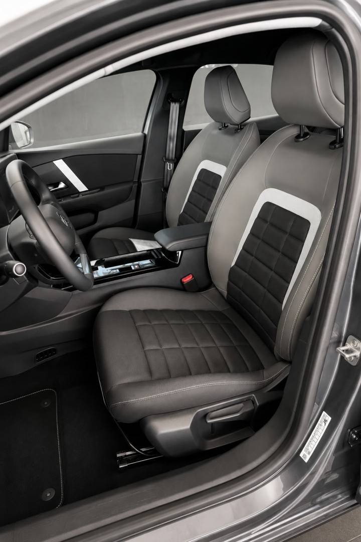 citroen-c4-2025-eletrico-0cc