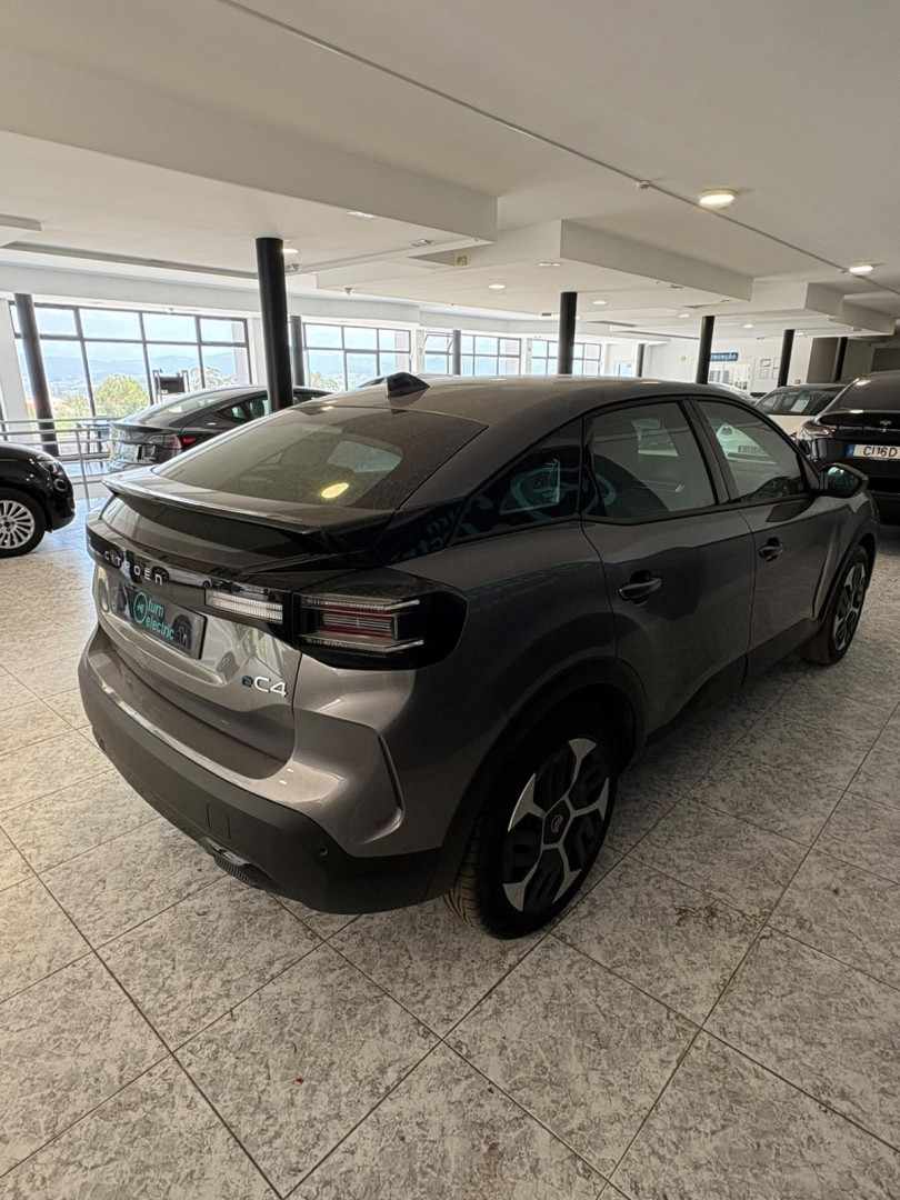 citroen-c4-2025-eletrico-0cc