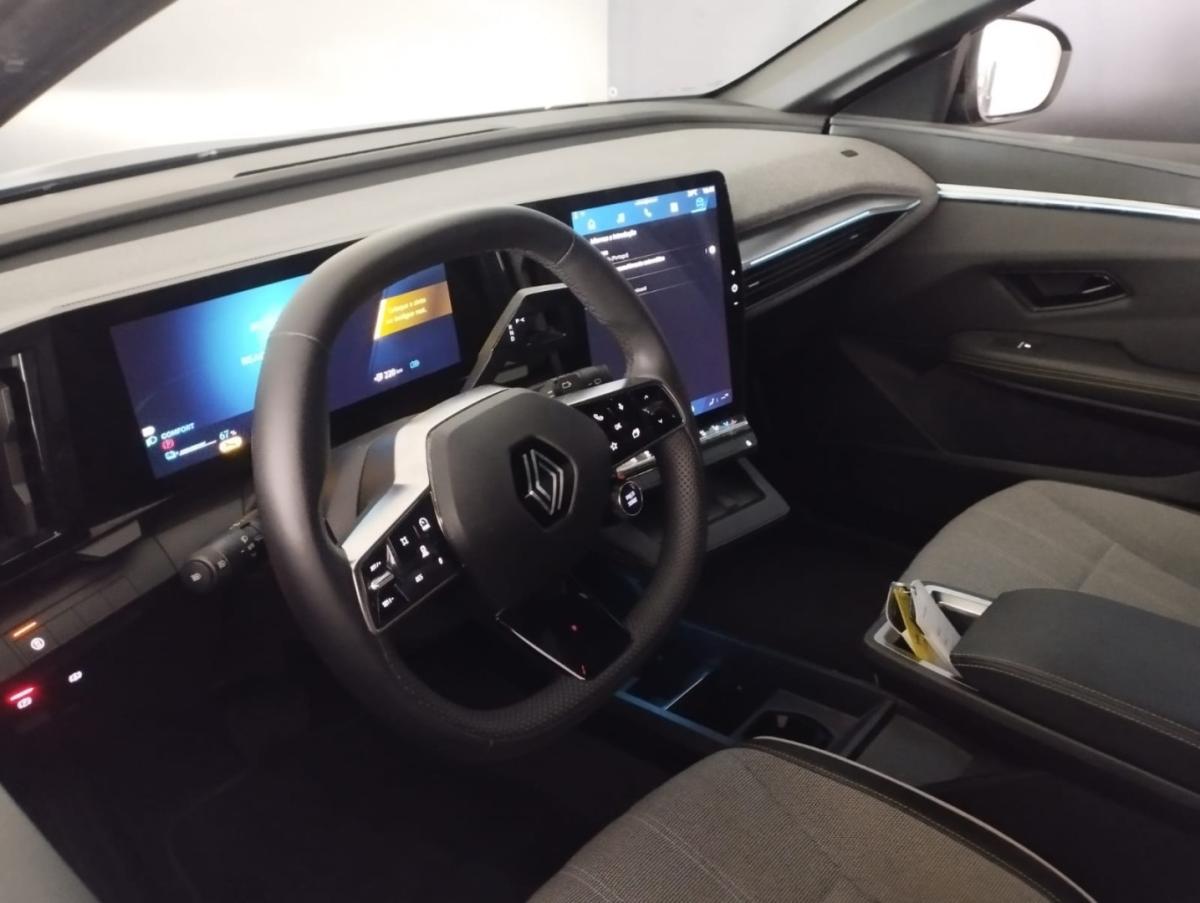 renault-megane-e-tech-2025-eletrico-0cc