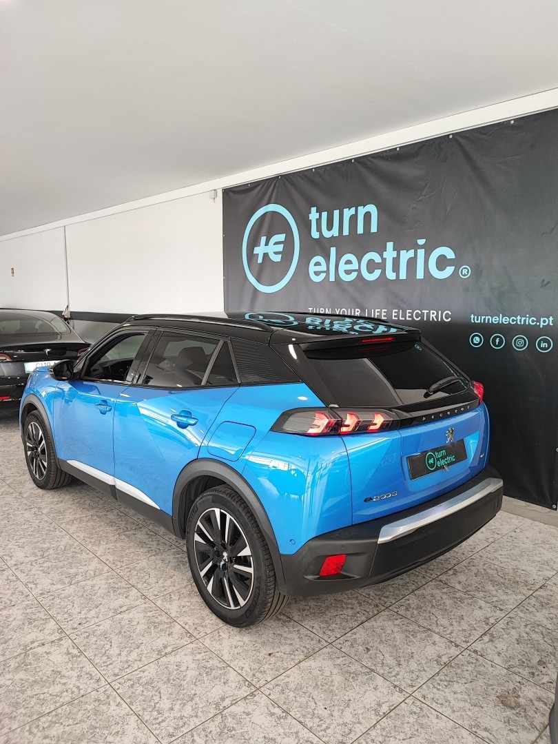 peugeot-e-2008-2021-eletrico-0cc