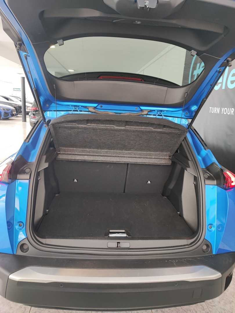 peugeot-e-2008-2021-eletrico-0cc
