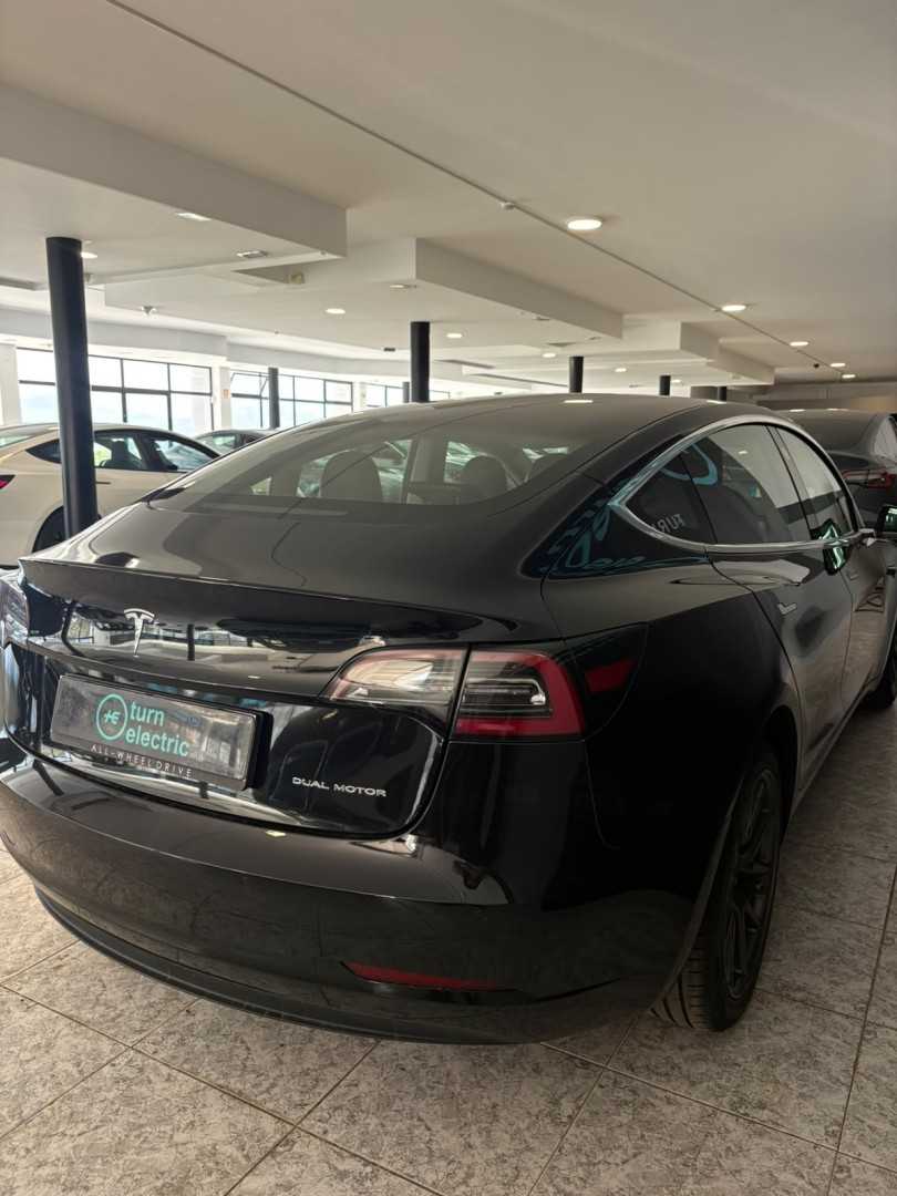 tesla-model-3-2019-eletrico-0cc