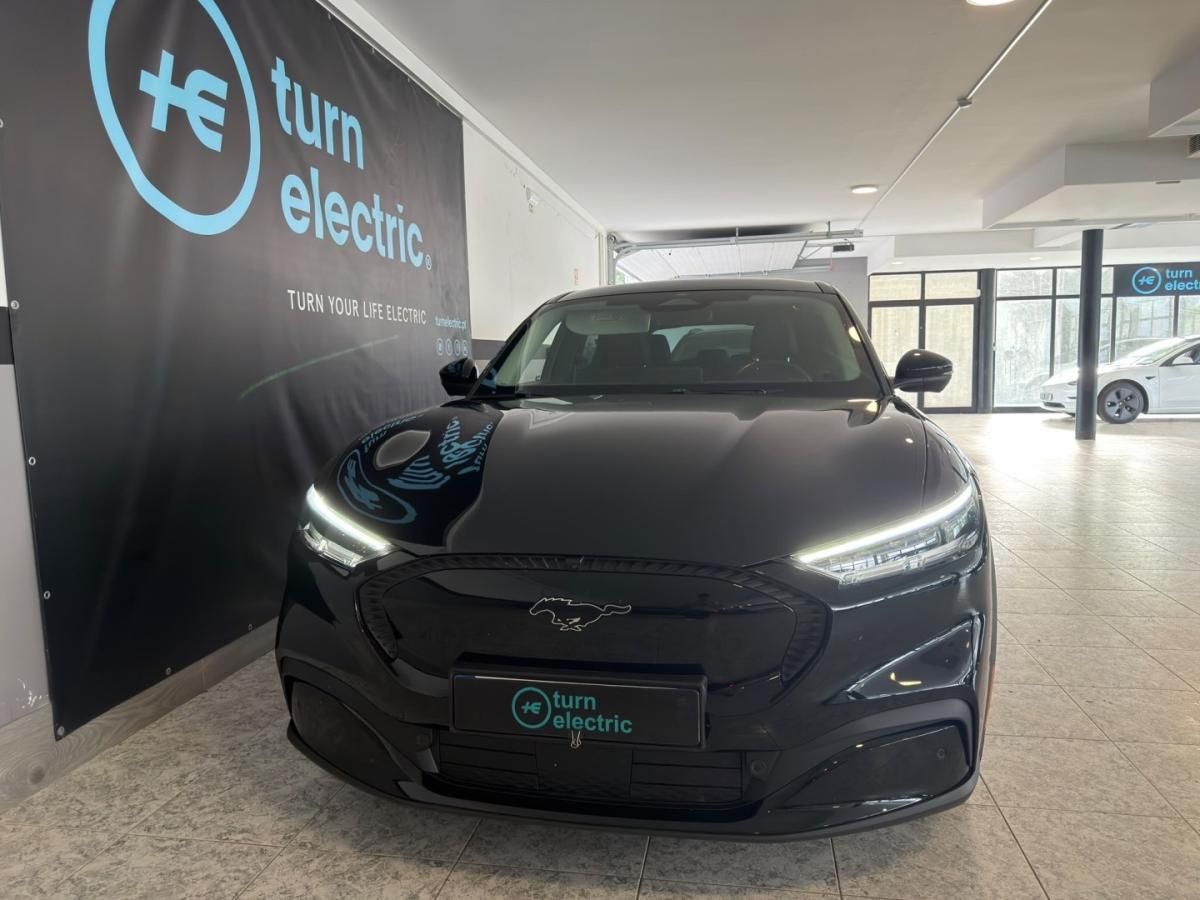 ford-mustang-mach-e-2022-eletrico-0cc