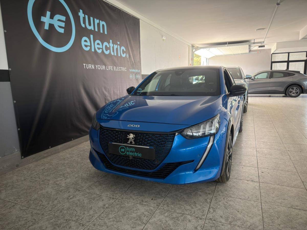 peugeot-e-208-2023-eletrico-0cc