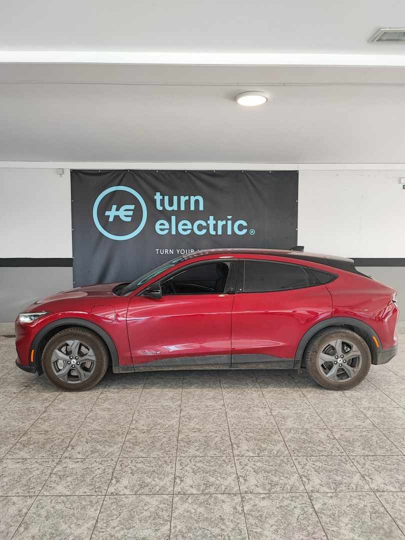 ford-mustang-mach-e-2023-eletrico-0cc
