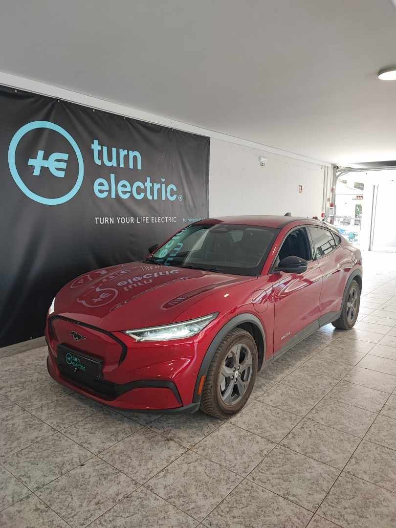 ford-mustang-mach-e-2023-eletrico-0cc