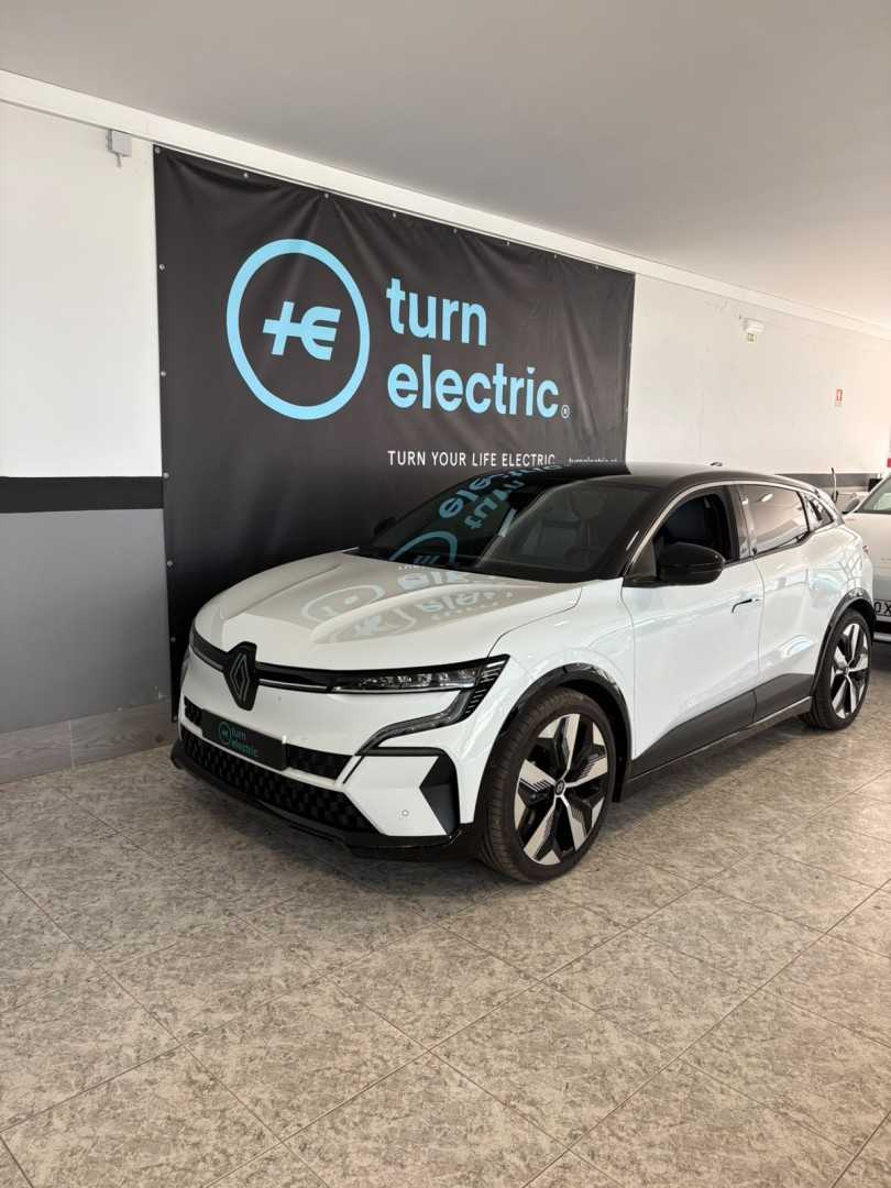 renault-megane-e-tech-2022-eletrico-0cc