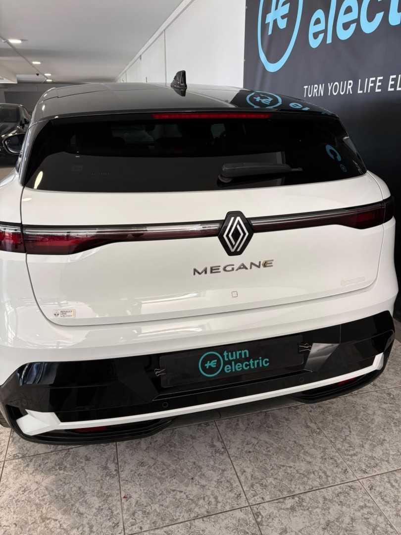 renault-megane-e-tech-2022-eletrico-0cc