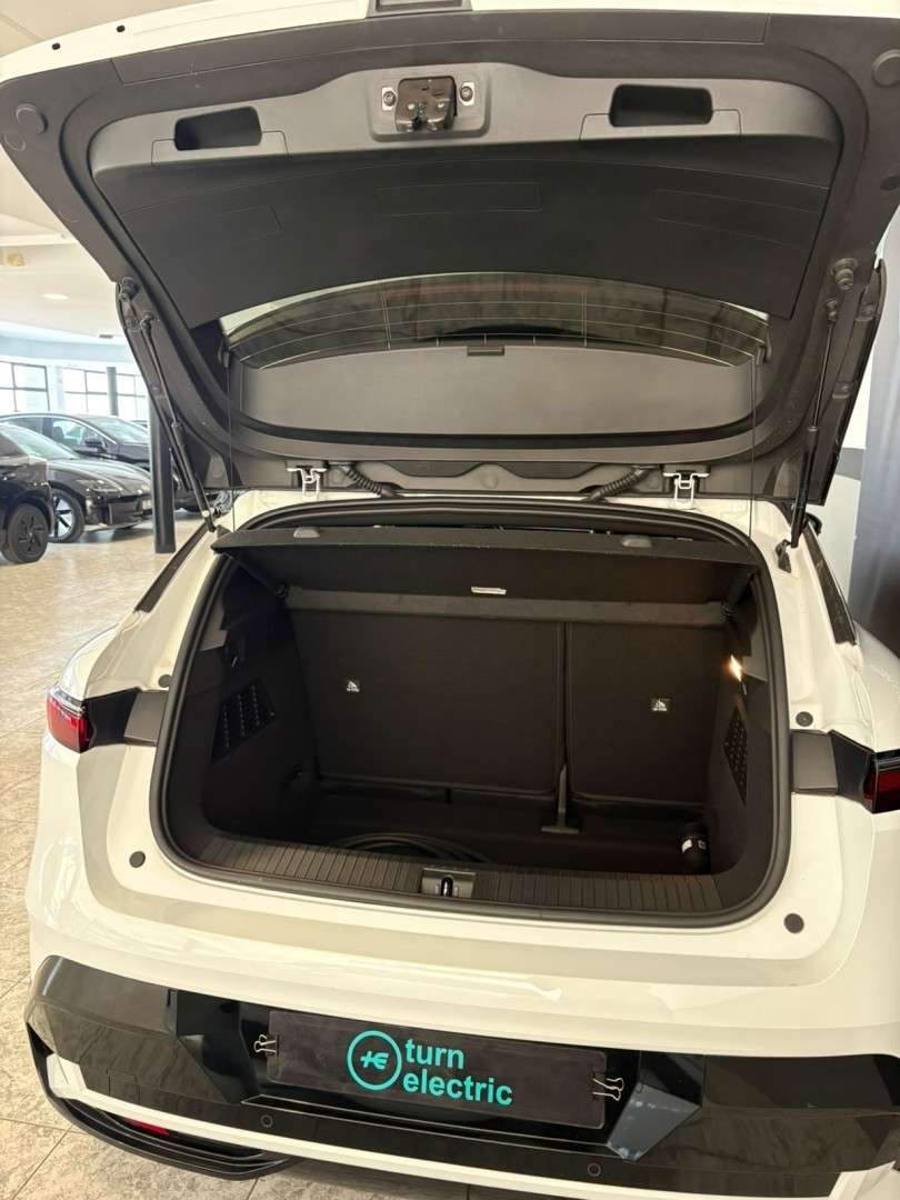 renault-megane-e-tech-2022-eletrico-0cc