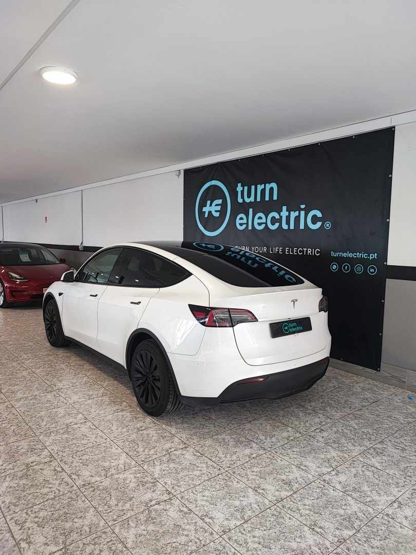 tesla-model-y-2023-eletrico-0cc