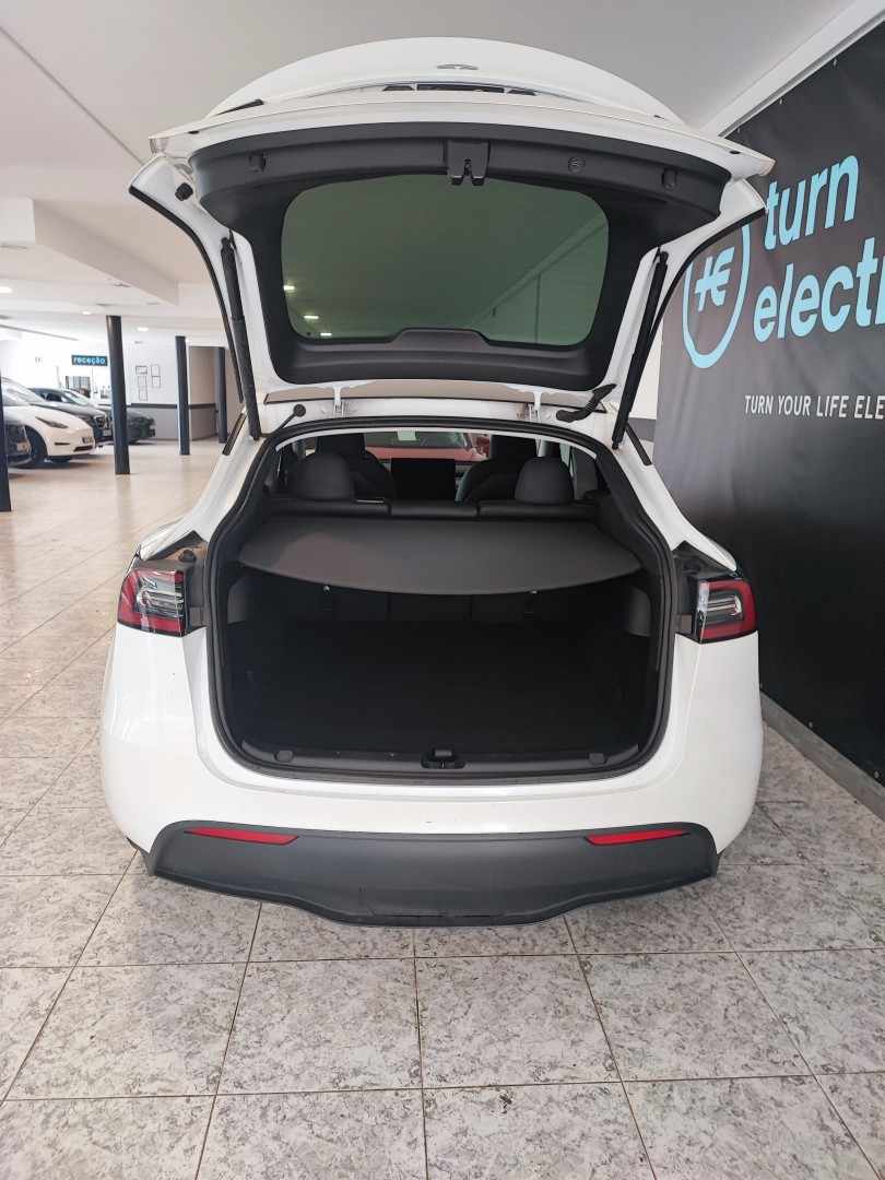 tesla-model-y-2023-eletrico-0cc