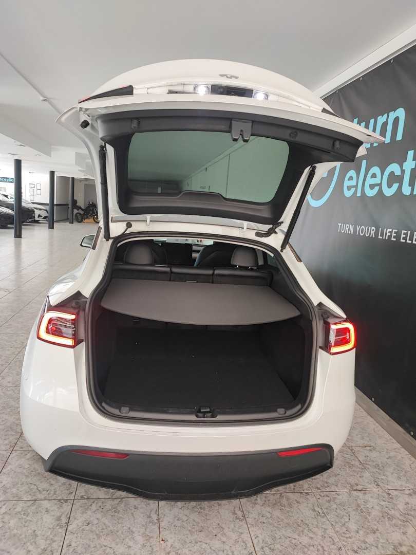 tesla-model-y-2024-eletrico-0cc