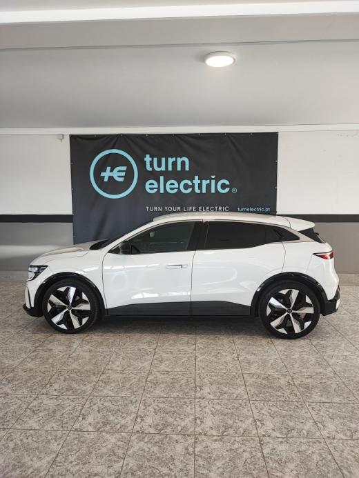 renault-megane-e-tech-2023-eletrico-0cc