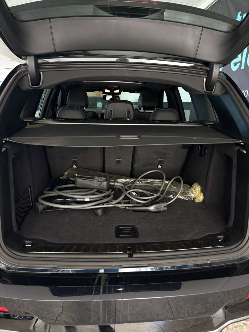 bmw-ix-2023-eletrico-560cc