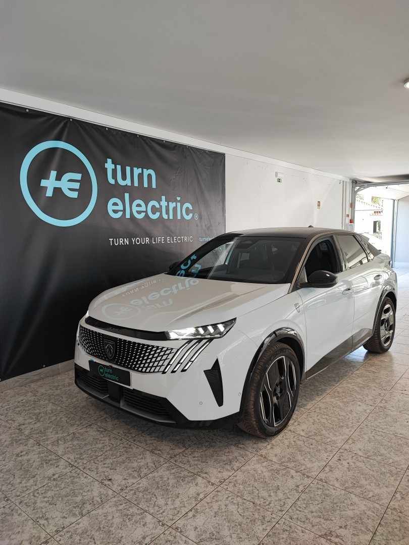 peugeot-e-3008-2024-eletrico-0cc