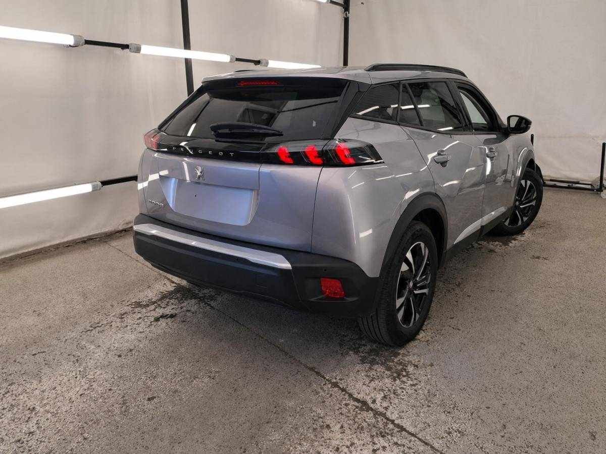 peugeot-e-2008-2022-eletrico-0cc