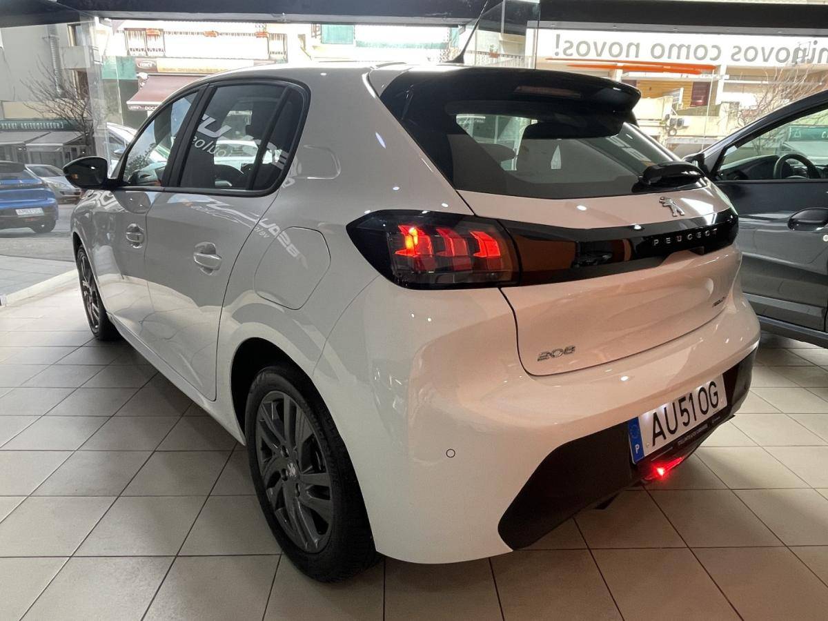peugeot-208-2022-diesel-1499cc