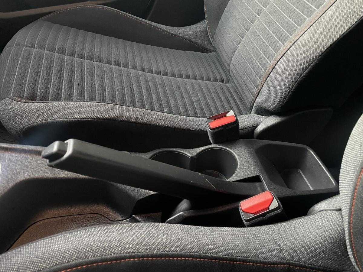 peugeot-208-2022-diesel-1499cc