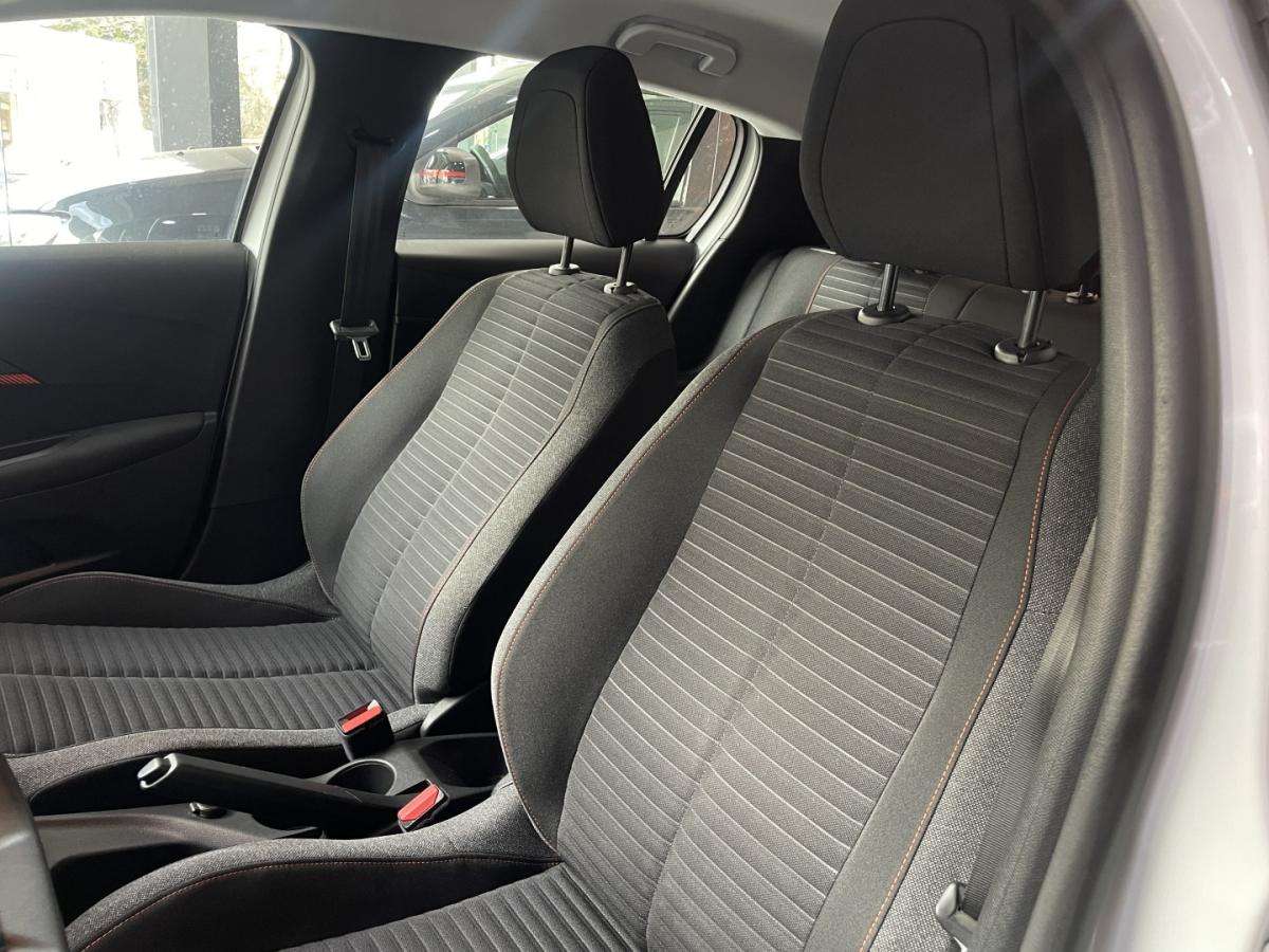 peugeot-208-2022-diesel-1499cc