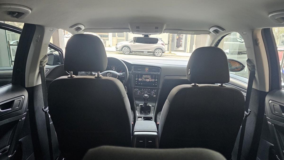 volkswagen-golf-2019-diesel-1598cc
