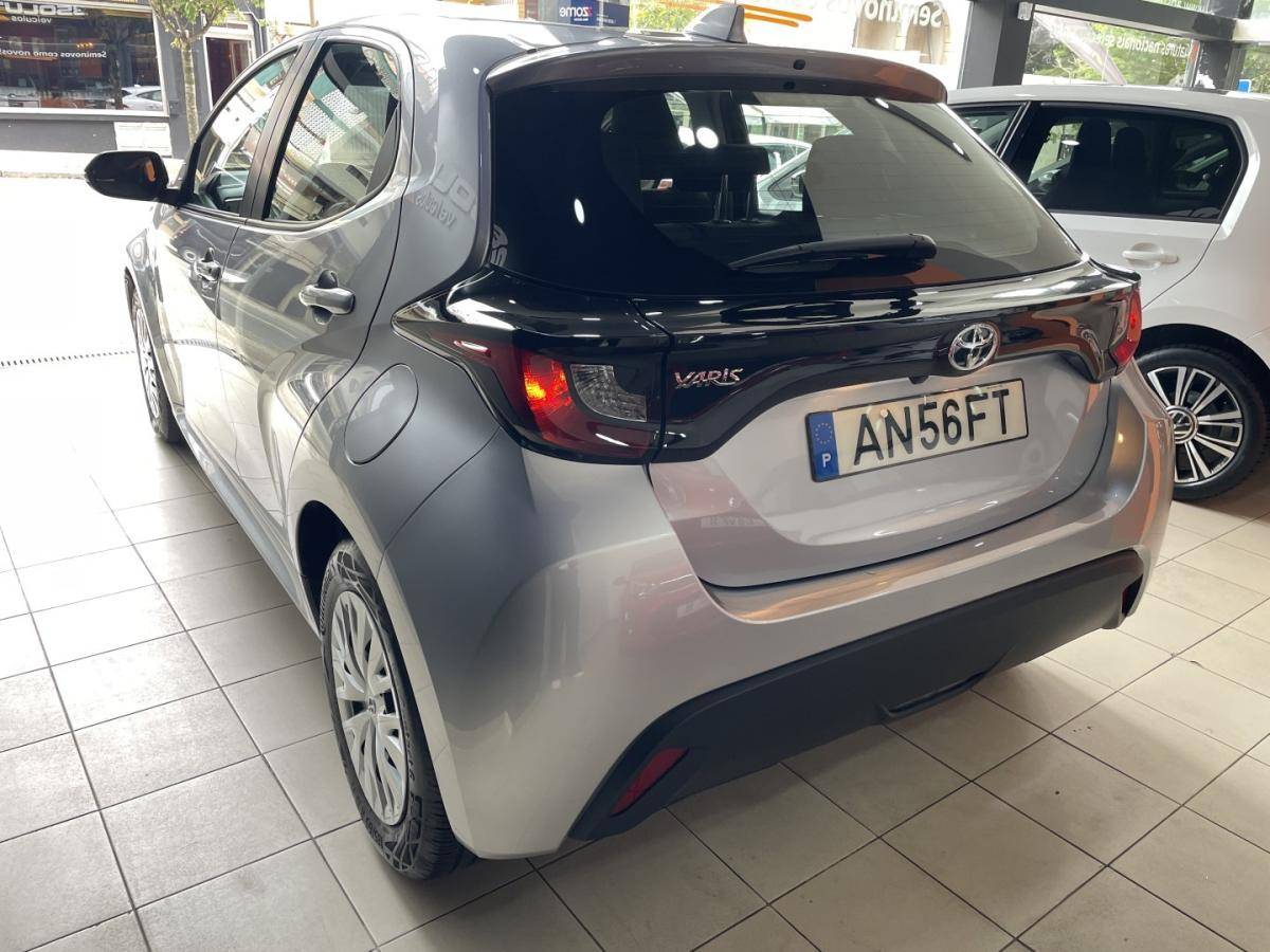 toyota-yaris-2021-gasolina-998cc