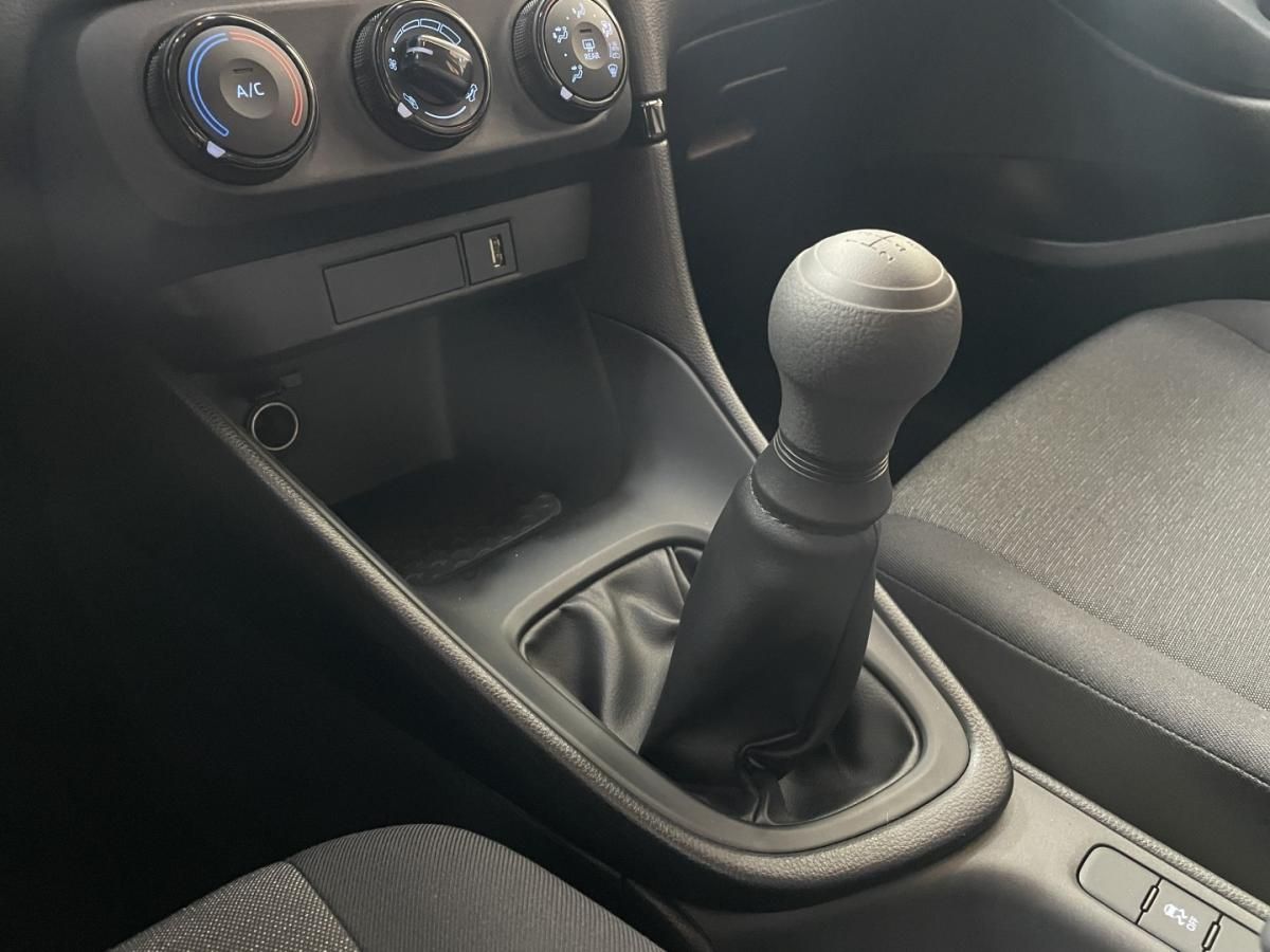 toyota-yaris-2021-gasolina-998cc