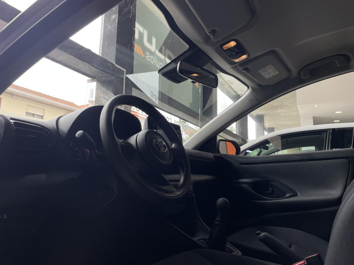 toyota-yaris-2021-gasolina-998cc