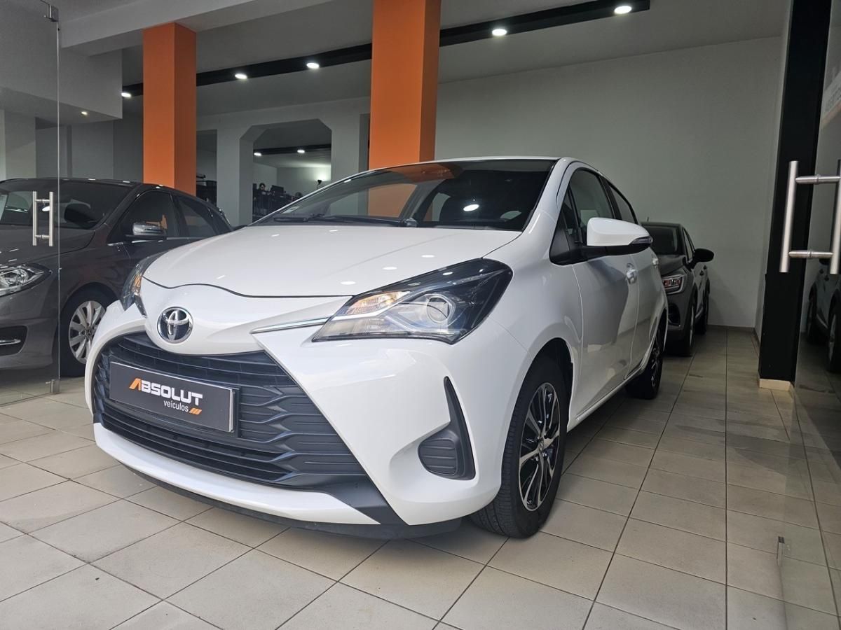 toyota-yaris-2020-gasolina-998cc