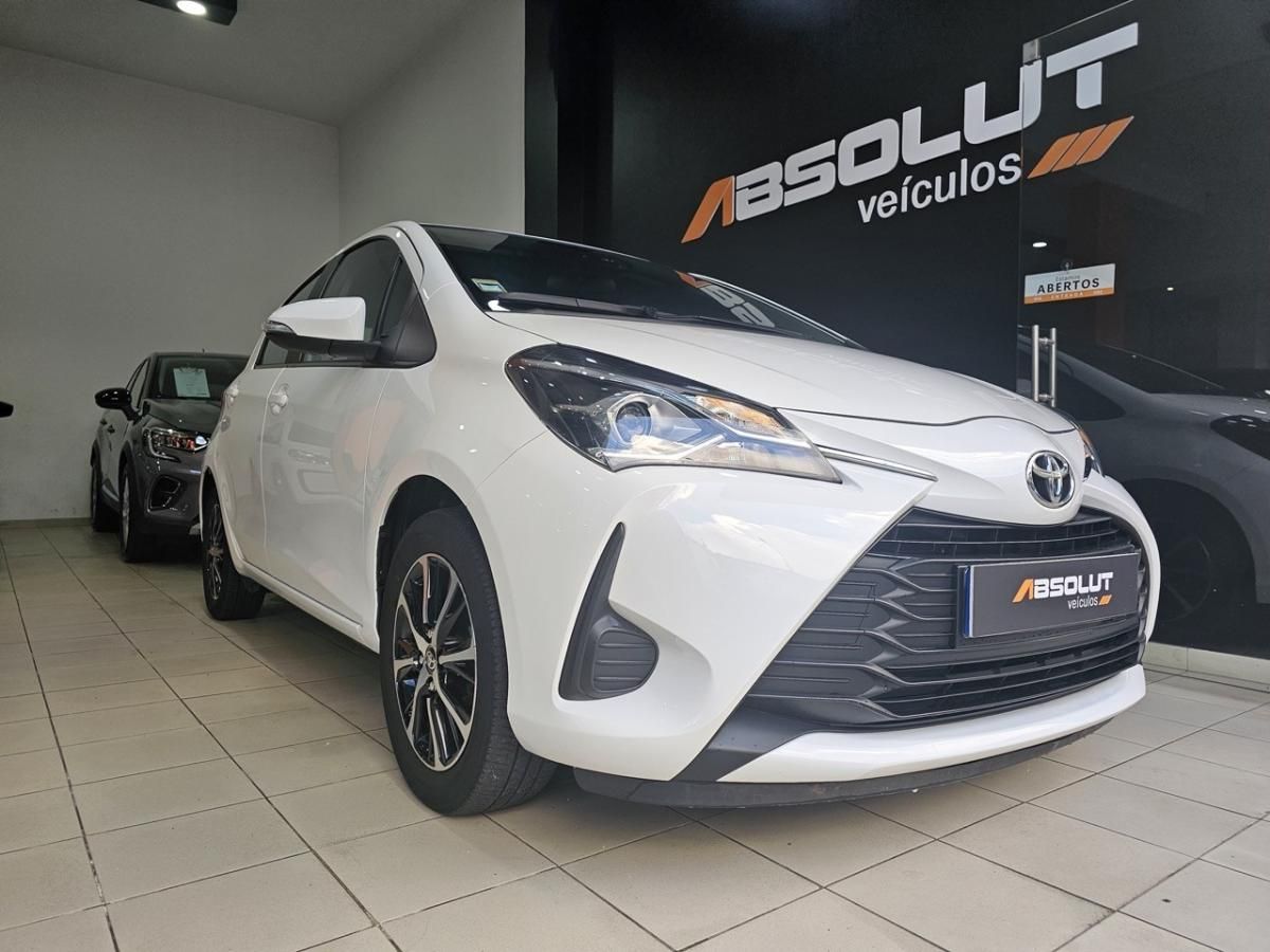 toyota-yaris-2020-gasolina-998cc