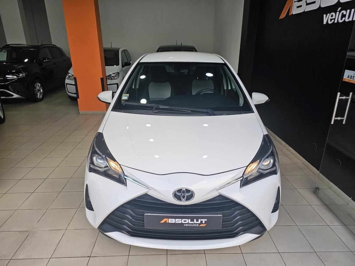toyota-yaris-2020-gasolina-998cc