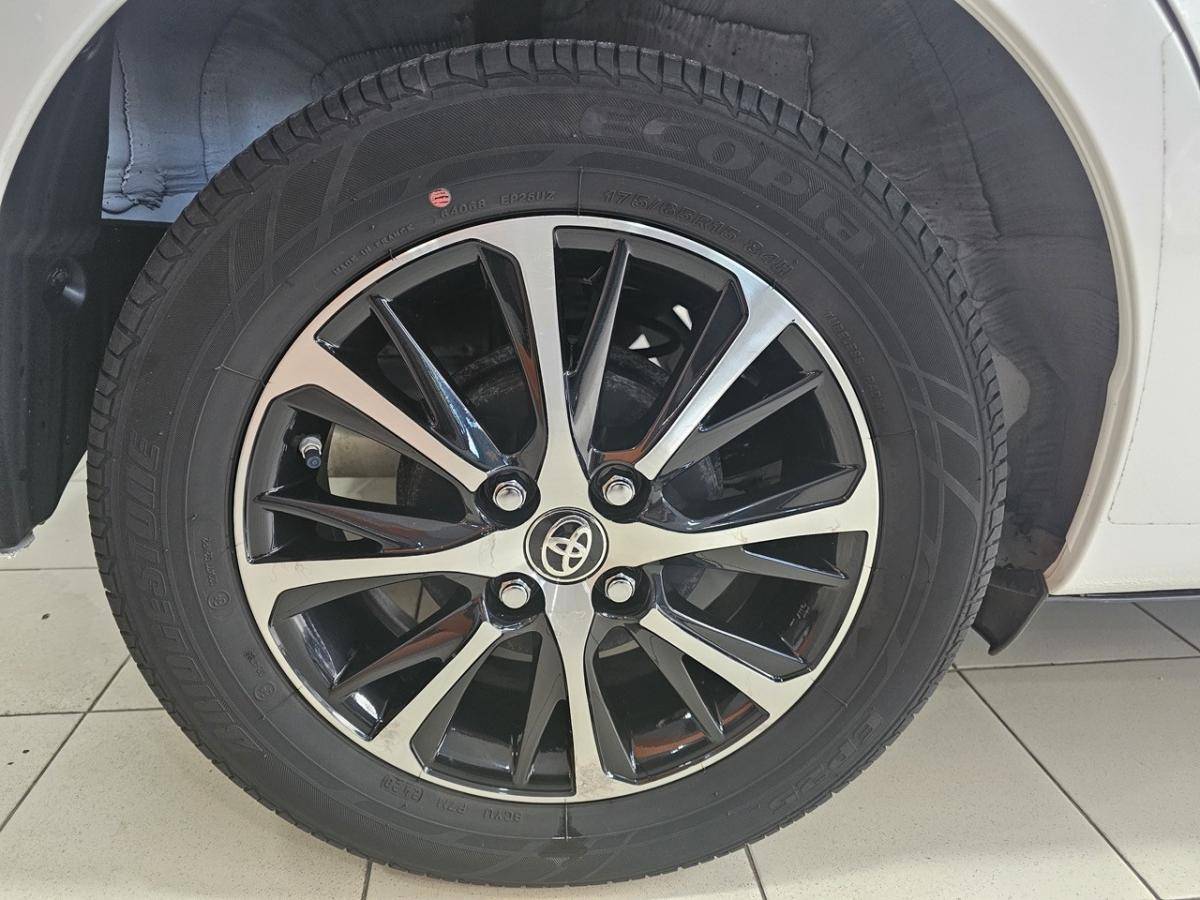 toyota-yaris-2020-gasolina-998cc