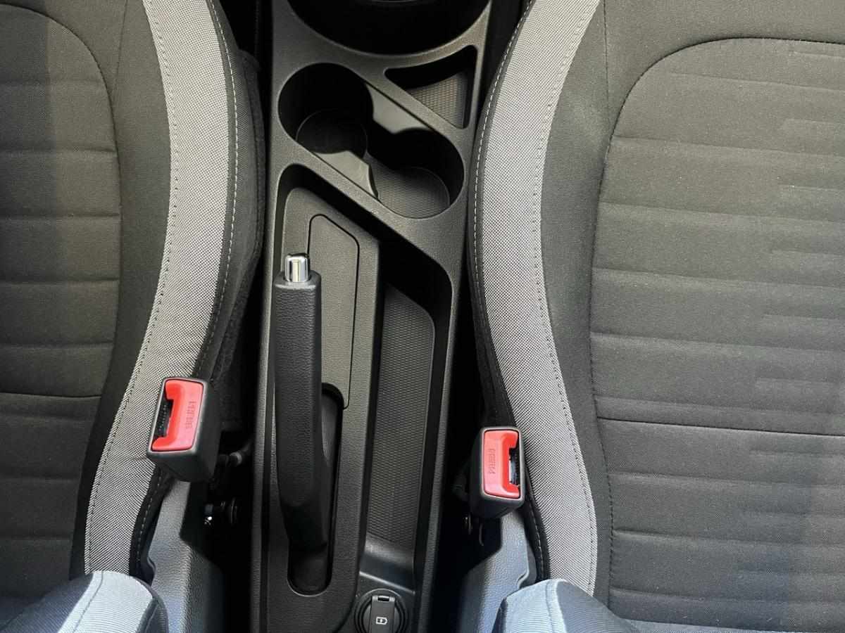 hyundai-i10-2025-gasolina-998cc