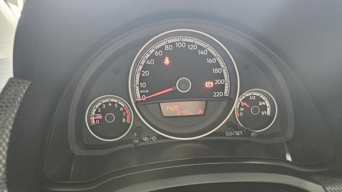 volkswagen-up-2017-gasolina-999cc