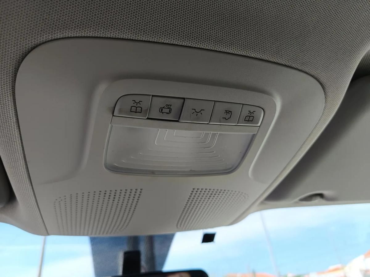 mercedes-benz-vito-109-cdi-2018-diesel-1598cc