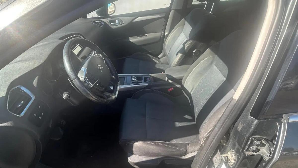 citroen-c4-2012-diesel-1560cc