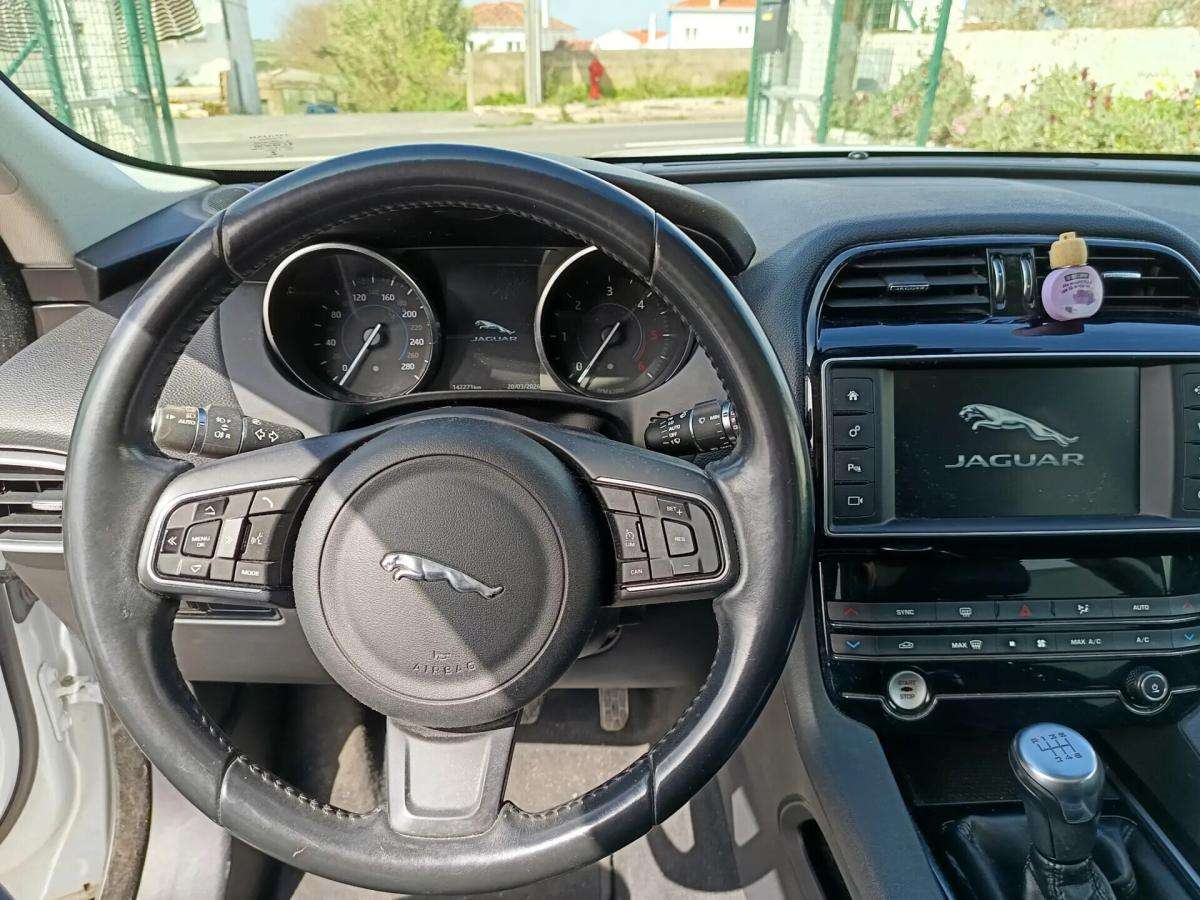 jaguar-f-pace-2016-diesel-1999cc