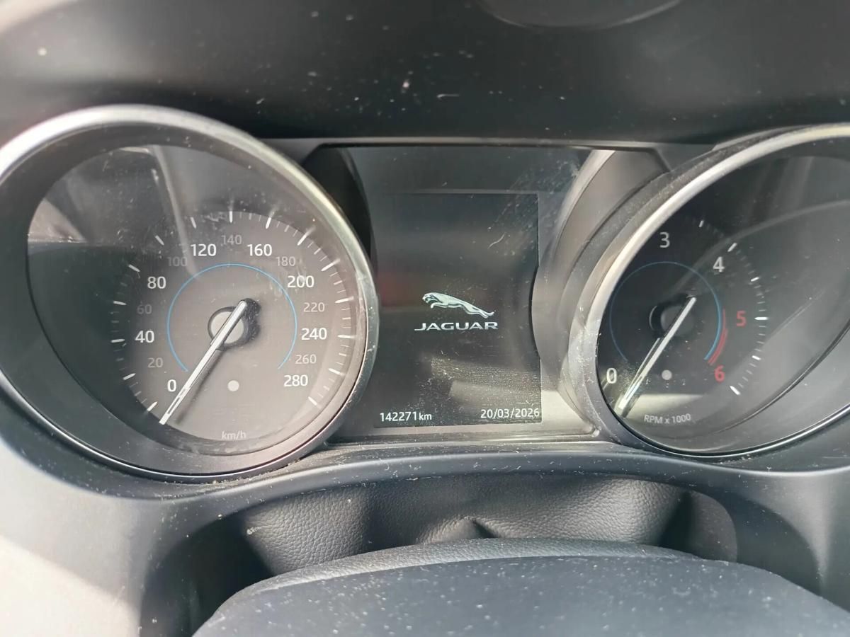 jaguar-f-pace-2016-diesel-1999cc